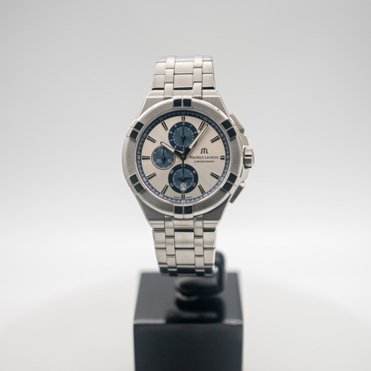モーリス ラクロア アイコン クォーツ シルバー 文字盤 グレー メンズ 腕時計 AI1018-SS002-131-1